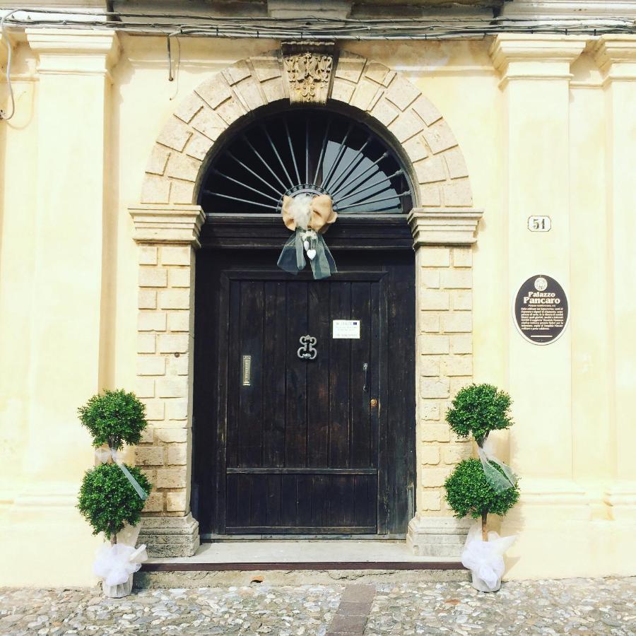 B&B Palazzo Pancaro Altomonte Exterior foto
